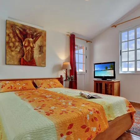 Is Ideal For Families With Children Parque Holandes